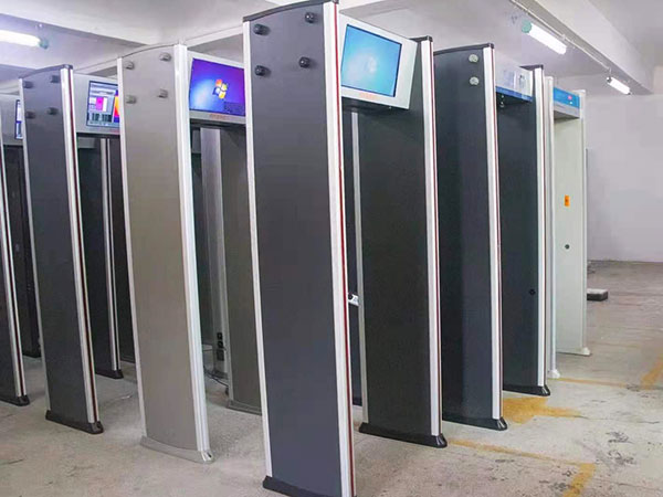 測(cè)溫門廠家